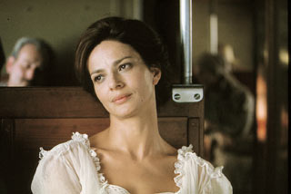 Laura Morante in una scena del film Un viaggio chiamato amore