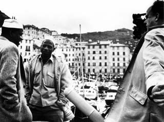 Jean Rouche durante le riprese di un documentario