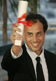 Matteo Garrone applaudito a Cannes