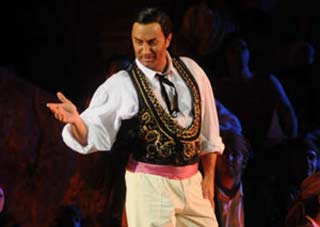 Una scena della Carmen andata in scena a erona alla stagione Areniana 2008