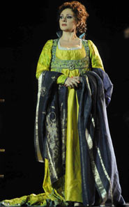 Daniela Dessi interpreta Tosca nell allestimento della Tosca 2008 all Arena di Verona