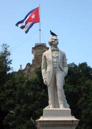 Statua di Josè Martì a Cuba