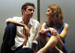 Amanda Sandrelli e Blas Roca Rey, interpreti dello spettacolo teatrale Xanax