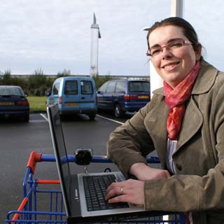 Anna Sam, la cassiera scrittrice