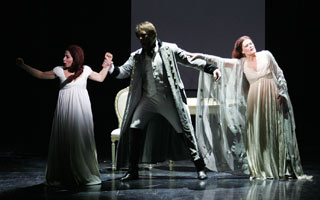 Allestimento della Norma al Verdi di Trieste stagione 2008-2009