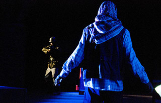 Effetto Muro, regia di Andrea Paciotto