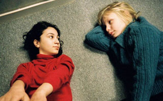 Una scena del film Lasciami Entrare