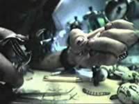 Tourniquet: Manson prepara il macabro pasto del manichino