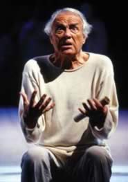 Giorgio Albertazzi in Giulio Cesare di Shakespeare per Giorgio Albertazzi