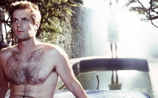 Episodio "Funerale a luci rosse"