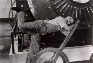 Charlie Chaplin in "Tempi Moderni"