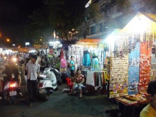 Mercato notturno
