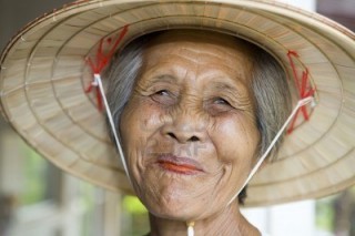 anziana vietnamita