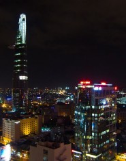 Skyline notturno di Saigon