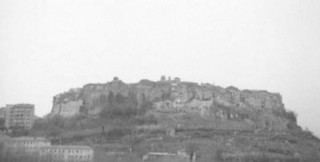 Fermo immagine di Orte ripresa di Pasolini