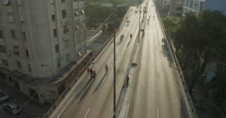 Above and Below the Minhocão Above and Below the Minhocão