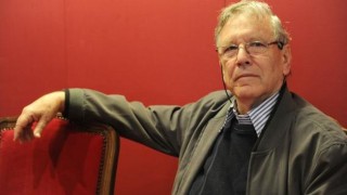 Amos Oz